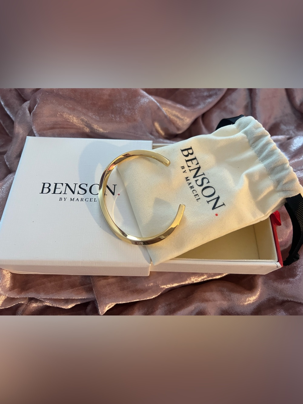 BENSON By Marcel / Unisex/OMEGA CUFF Bracelet gold/stainless steel